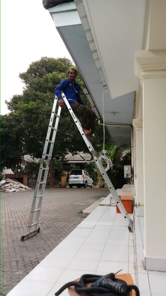 MASJID AL-MUSYAWARAH KOMPLEK KRAKATAU STEEL