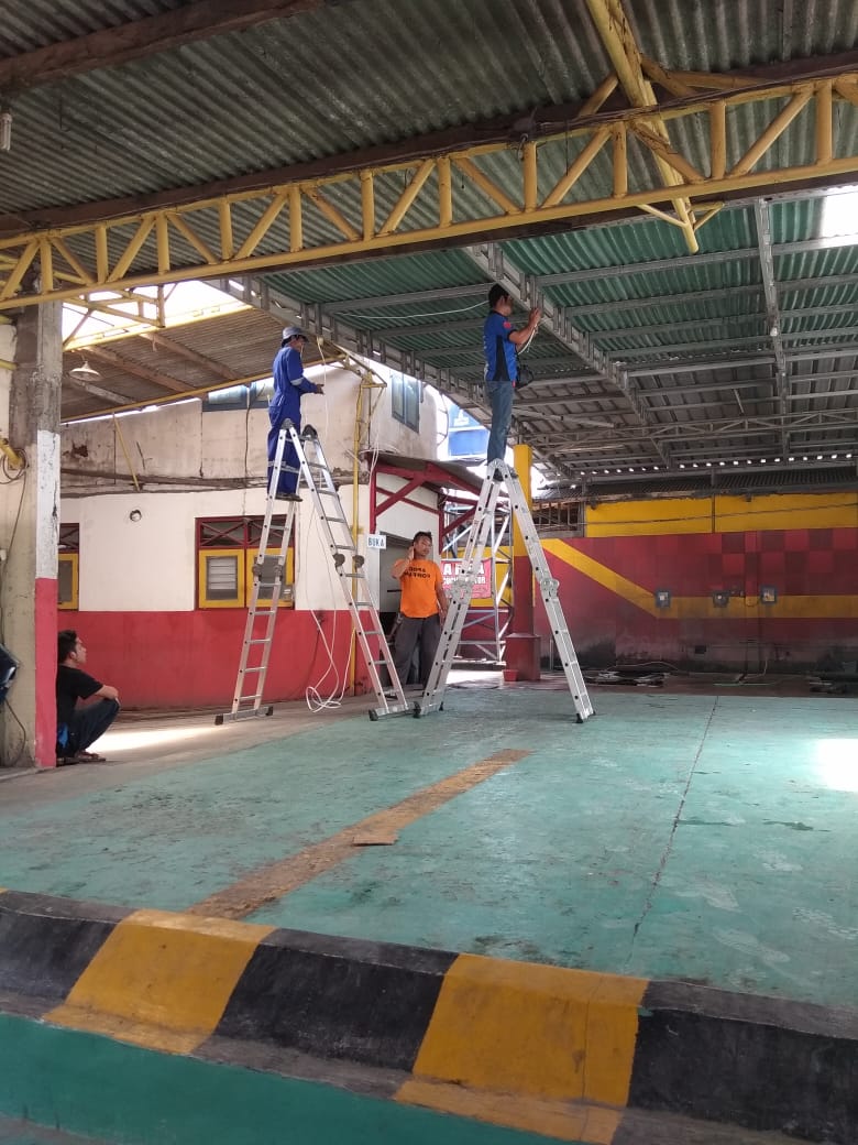 CUCIAN MOBIL PIRANHA MAKAM BALUNG ( OKTOBER 2018 )