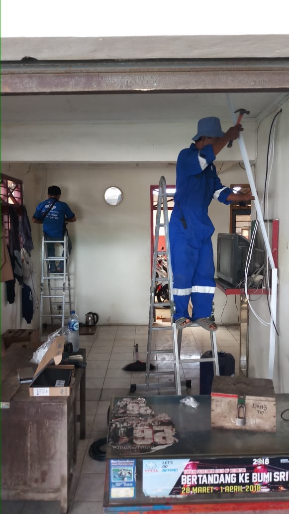 CUCIAN MOBIL PIRANHA MAKAM BALUNG ( OKTOBER 2018 )